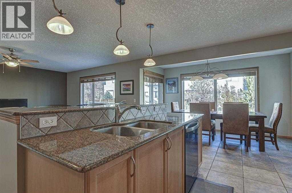 225 Kincora Heights NW — photo 16