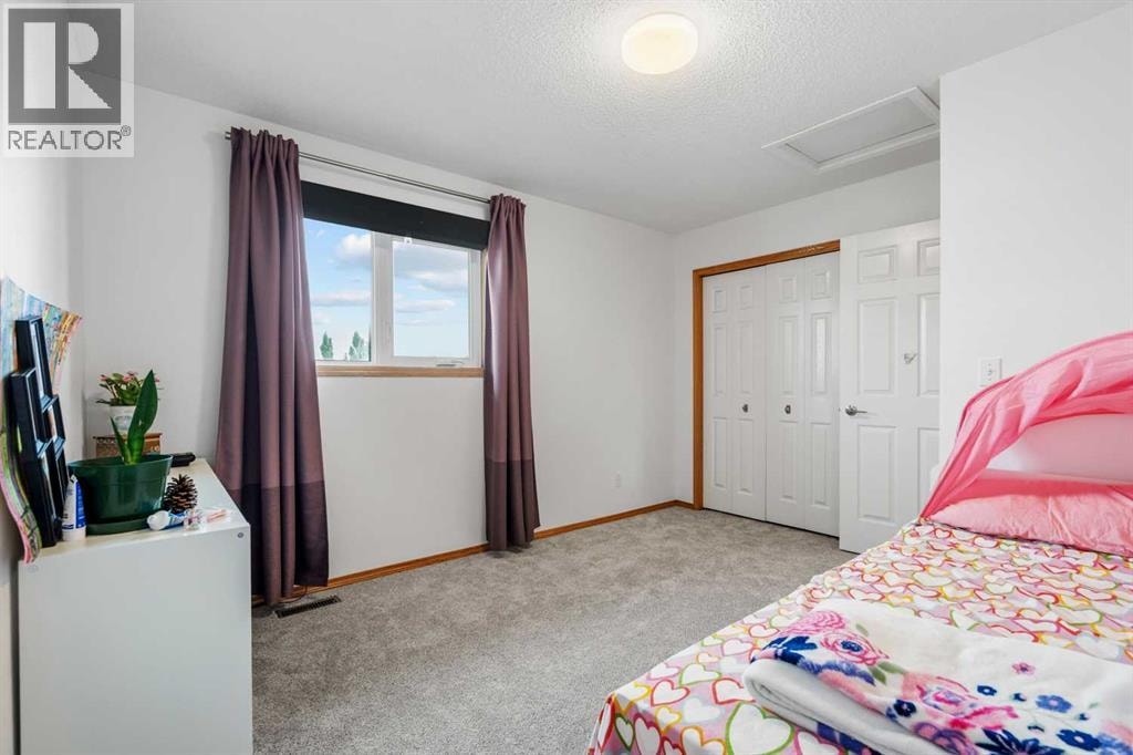 39 Arbour Wood Close NW — photo 35