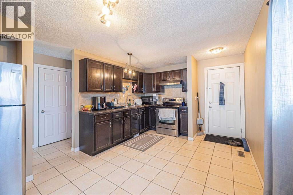 43 Abbercove Road SE — photo 4