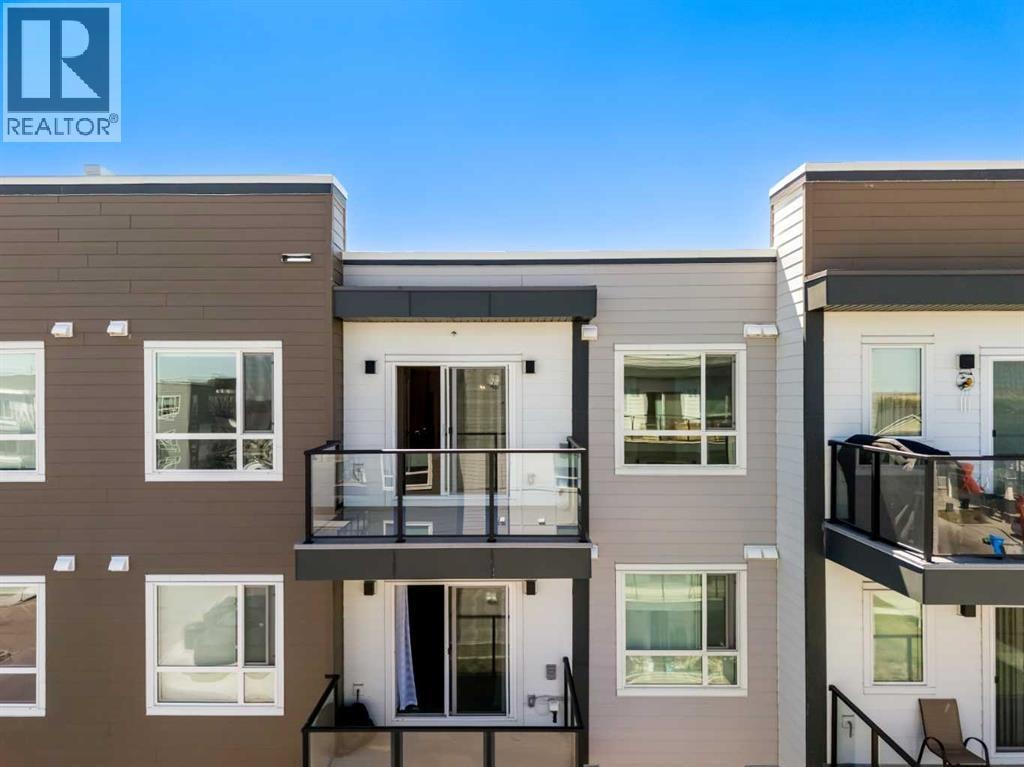 3403, 33 Carringham Gate NW — photo 33