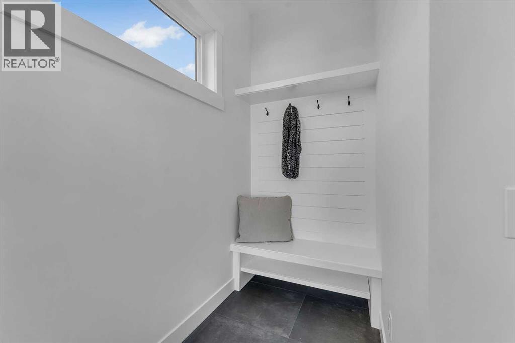 614 22 Avenue NE — photo 19