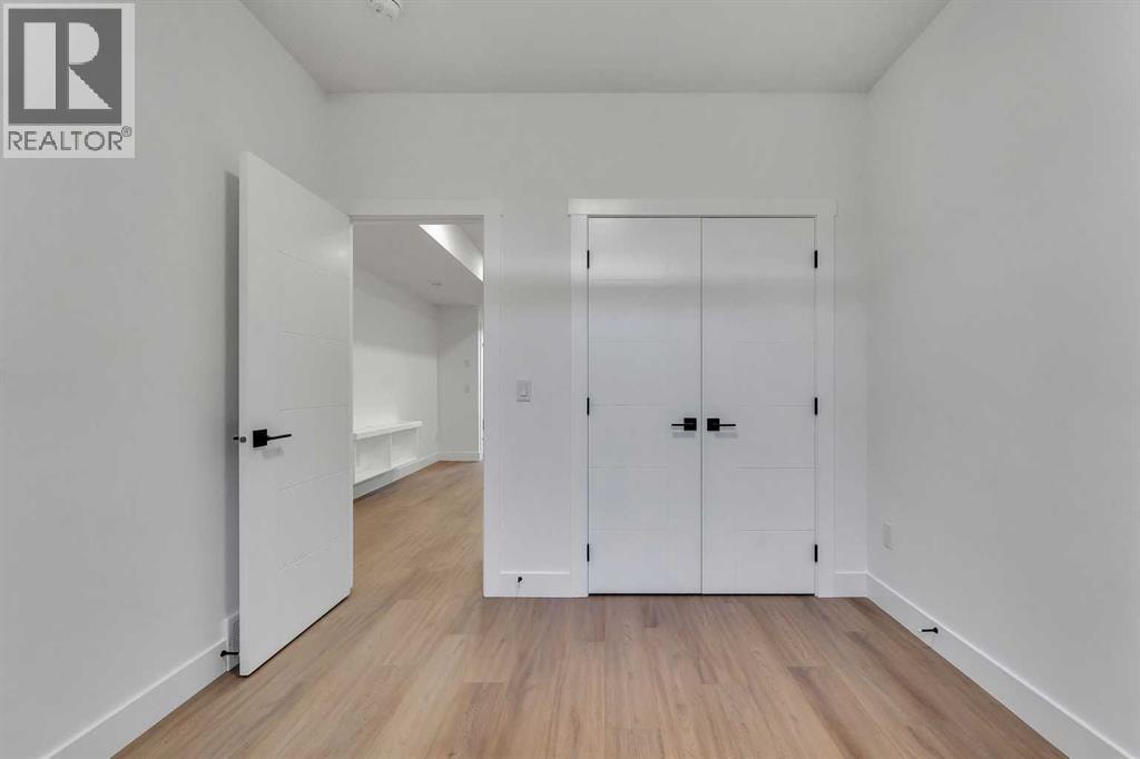 614 22 Avenue NE — photo 44