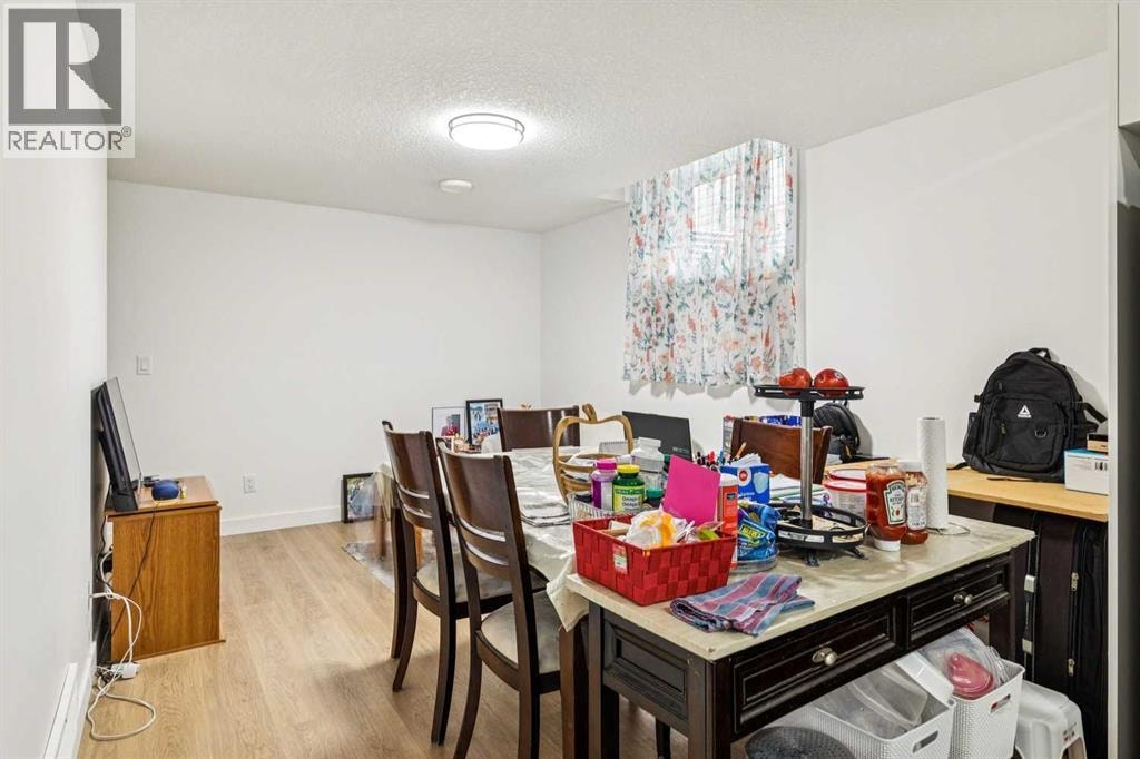 12 Copperhead Garden SE — photo 29