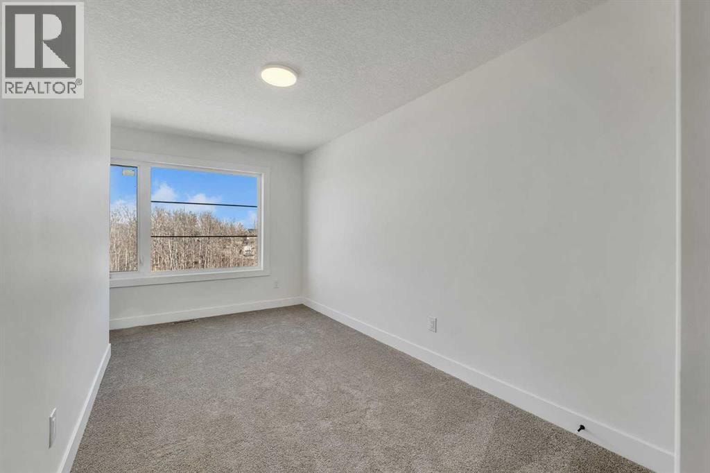 4917 88 Avenue NE — photo 41