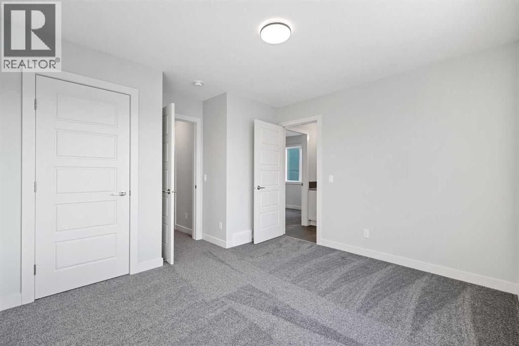 8 Topaz Place — photo 17