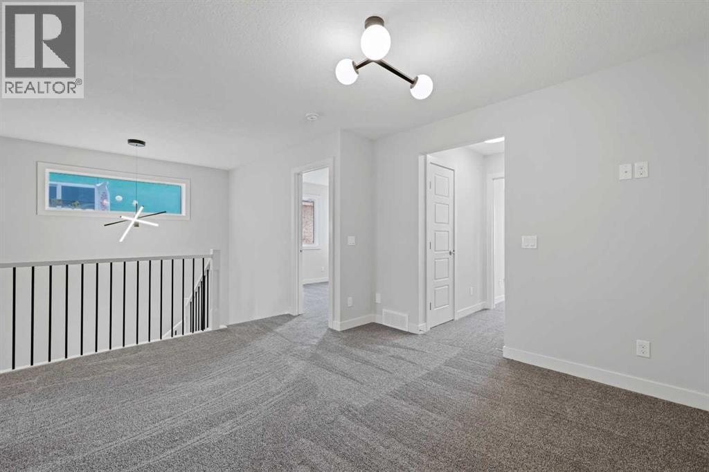 8 Topaz Place — photo 16