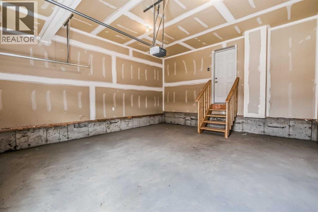 4 Topaz Place — photo 34