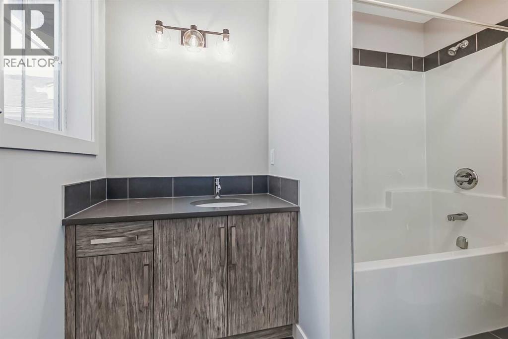4 Topaz Place — photo 29