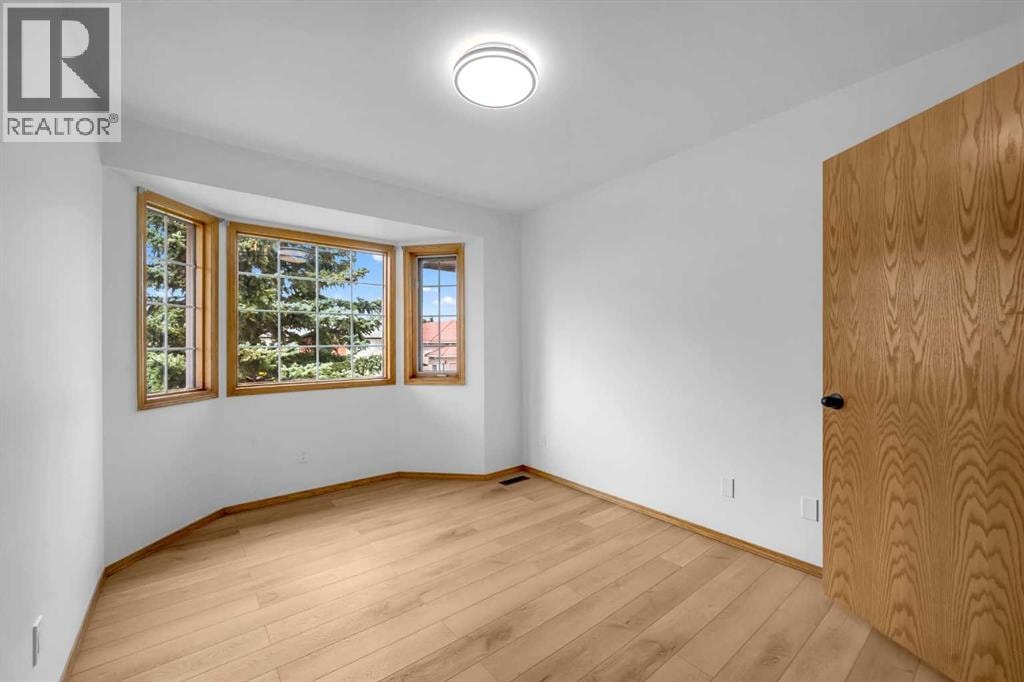 208 Coral Shores Bay NE — photo 41