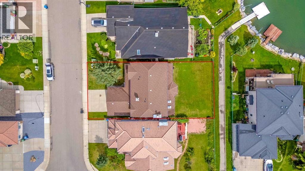 208 Coral Shores Bay NE — photo 47