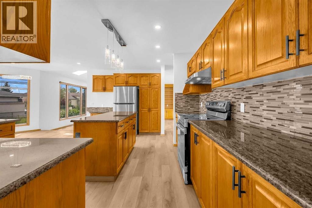 208 Coral Shores Bay NE — photo 16