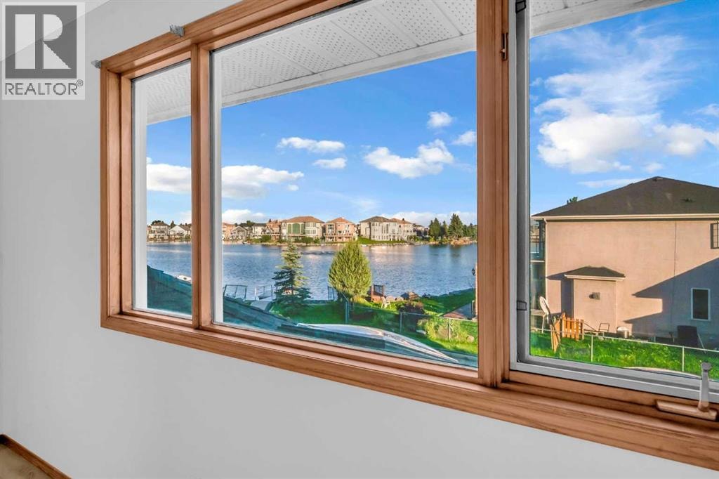 208 Coral Shores Bay NE — photo 34