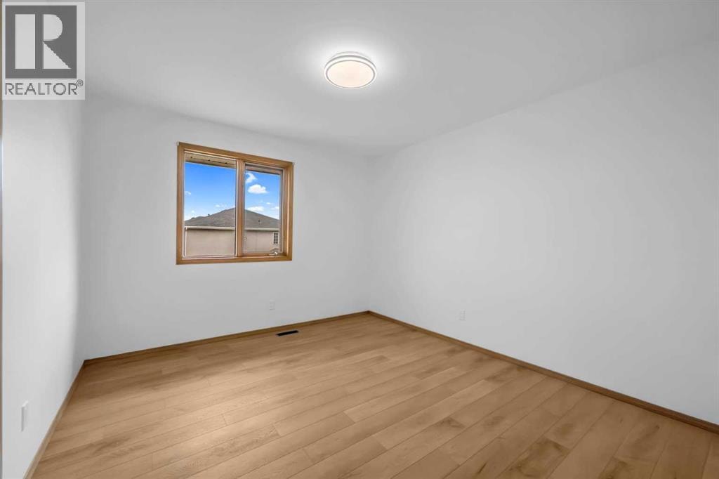 208 Coral Shores Bay NE — photo 38