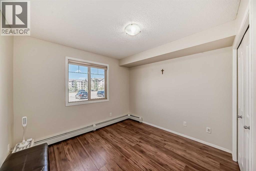 1125, 60 Panatella Street NW — photo 13