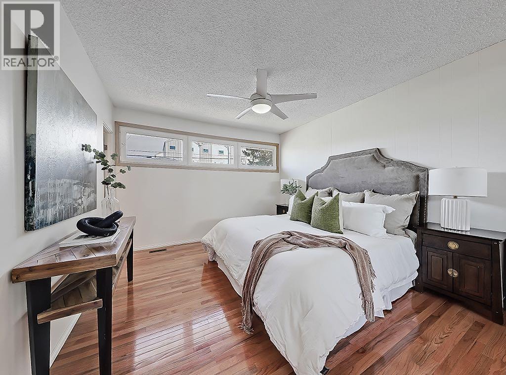 44 Granlea Place SW — photo 11