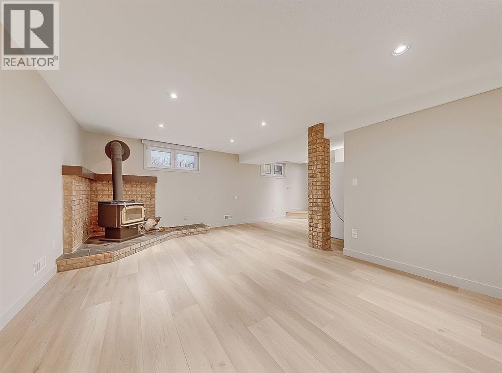44 Granlea Place SW — photo 19