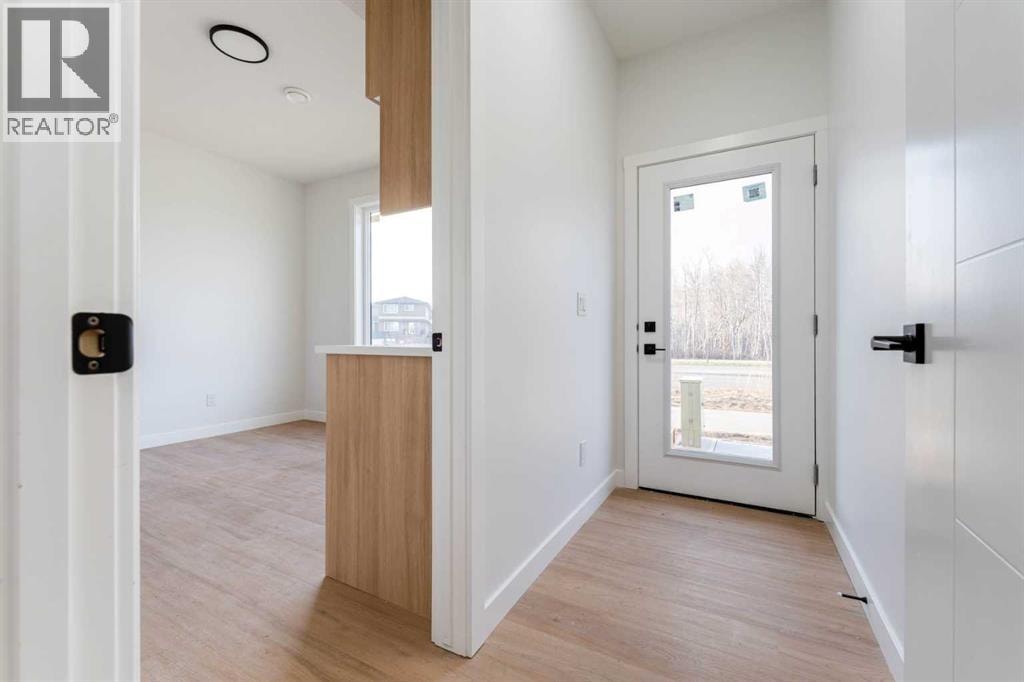 4909 88 Avenue NE — photo 2