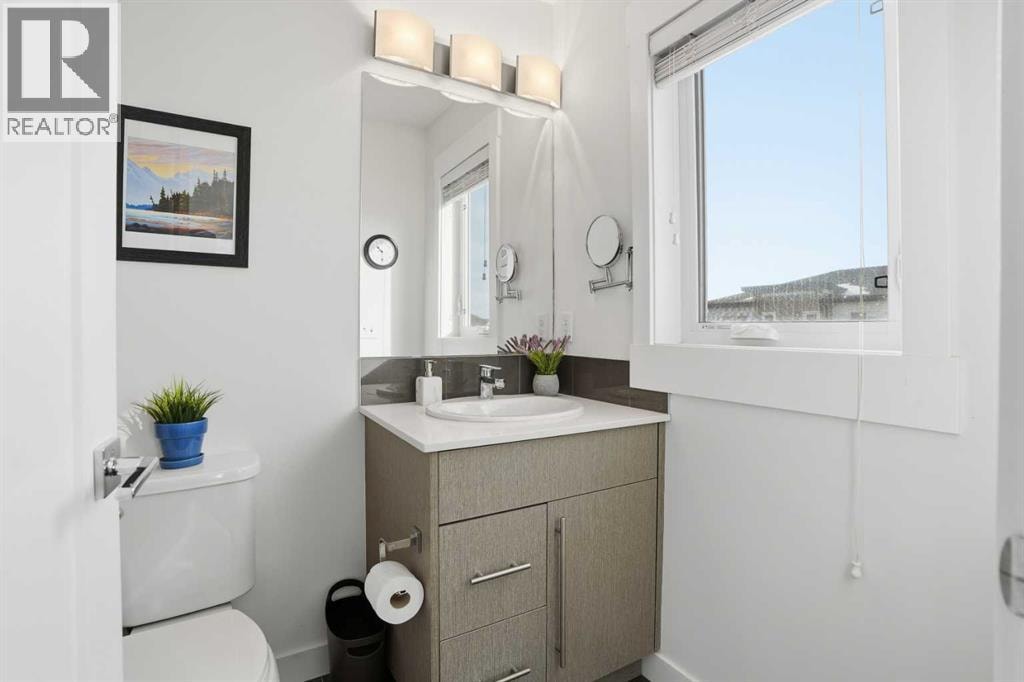 70, 111 Rainbow Falls Gate — photo 22