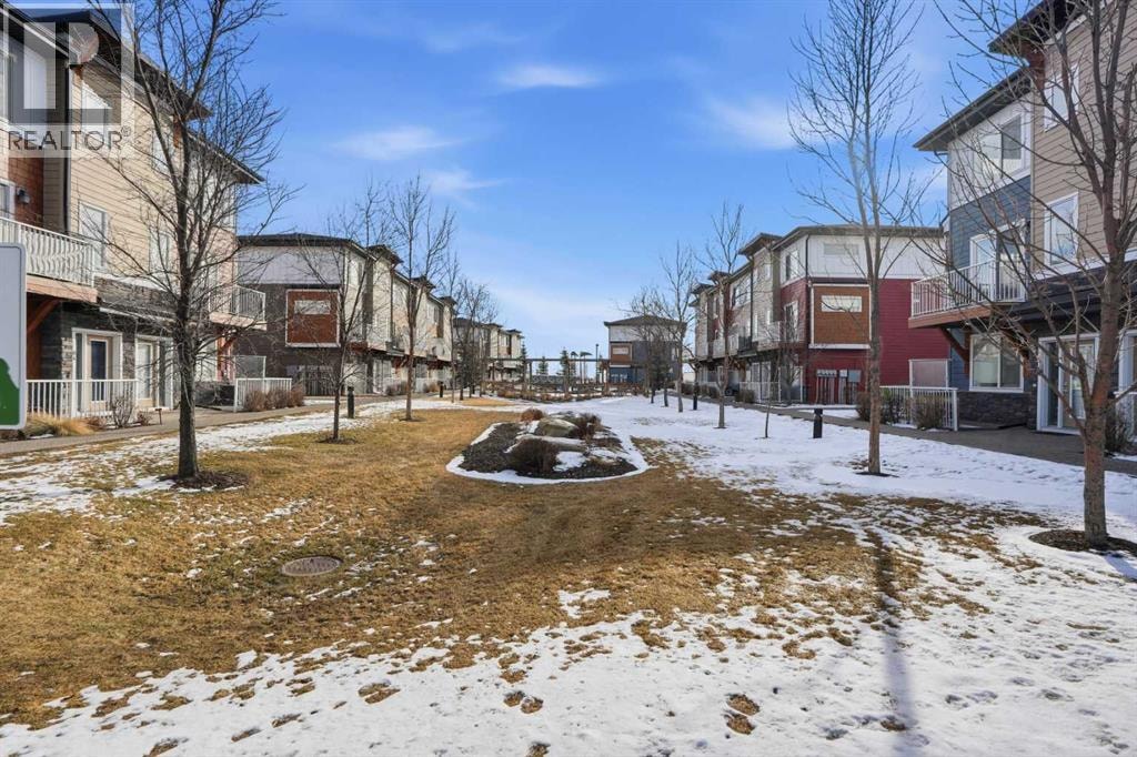 70, 111 Rainbow Falls Gate — photo 31