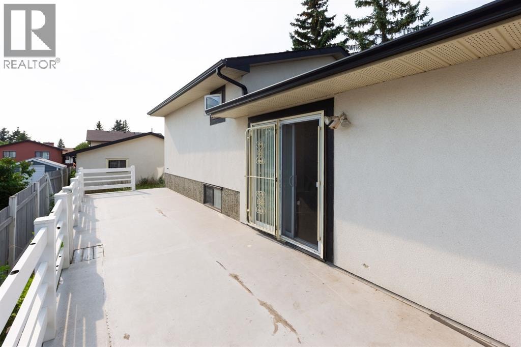95 Castleridge Close NE — photo 38