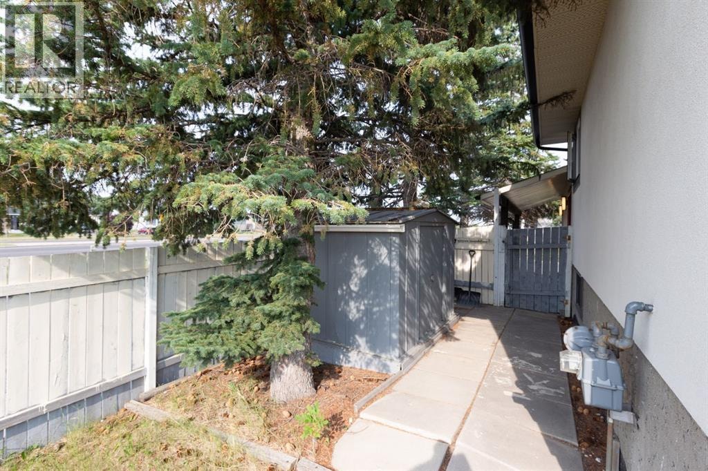 95 Castleridge Close NE — photo 43