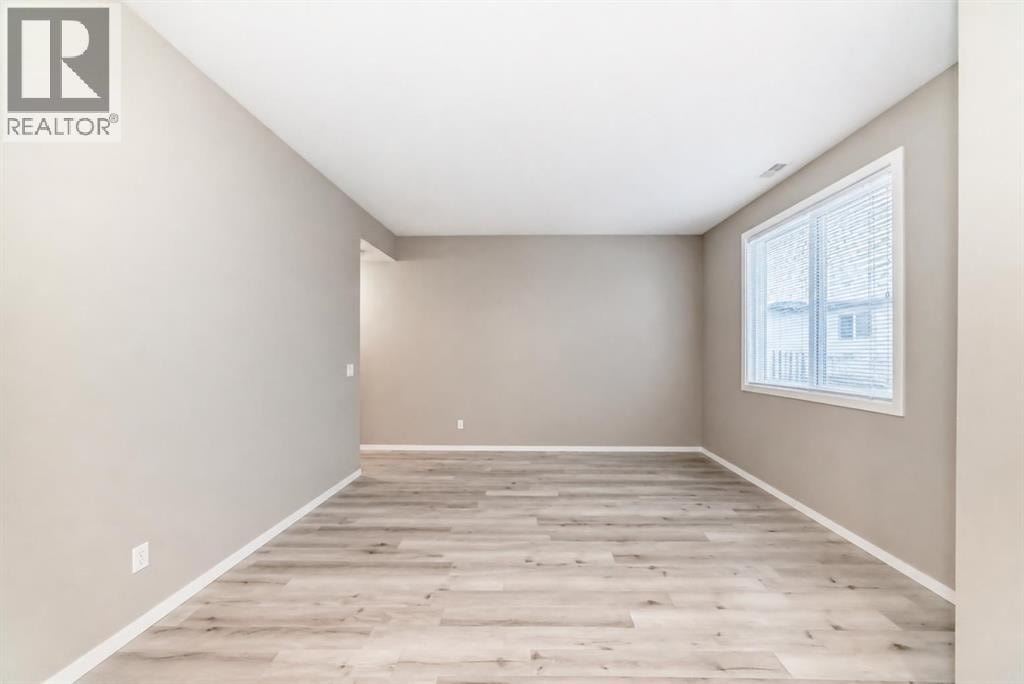 202, 245 Redstone Walk NE — photo 8