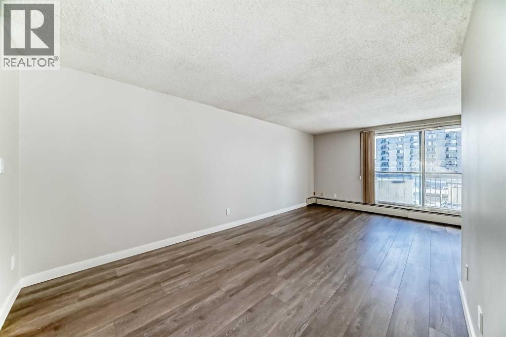 401, 340 14 Avenue SW — photo 24