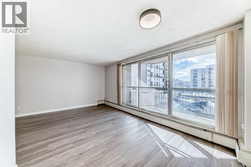 401, 340 14 Avenue SW — photo 13