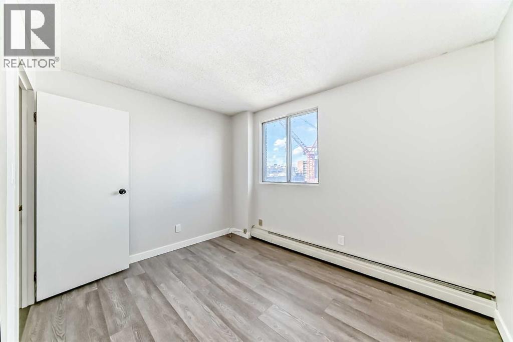 401, 340 14 Avenue SW — photo 35