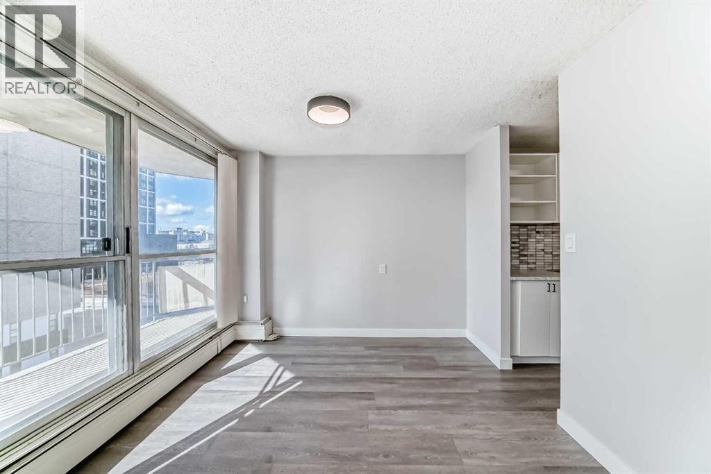 401, 340 14 Avenue SW — photo 11