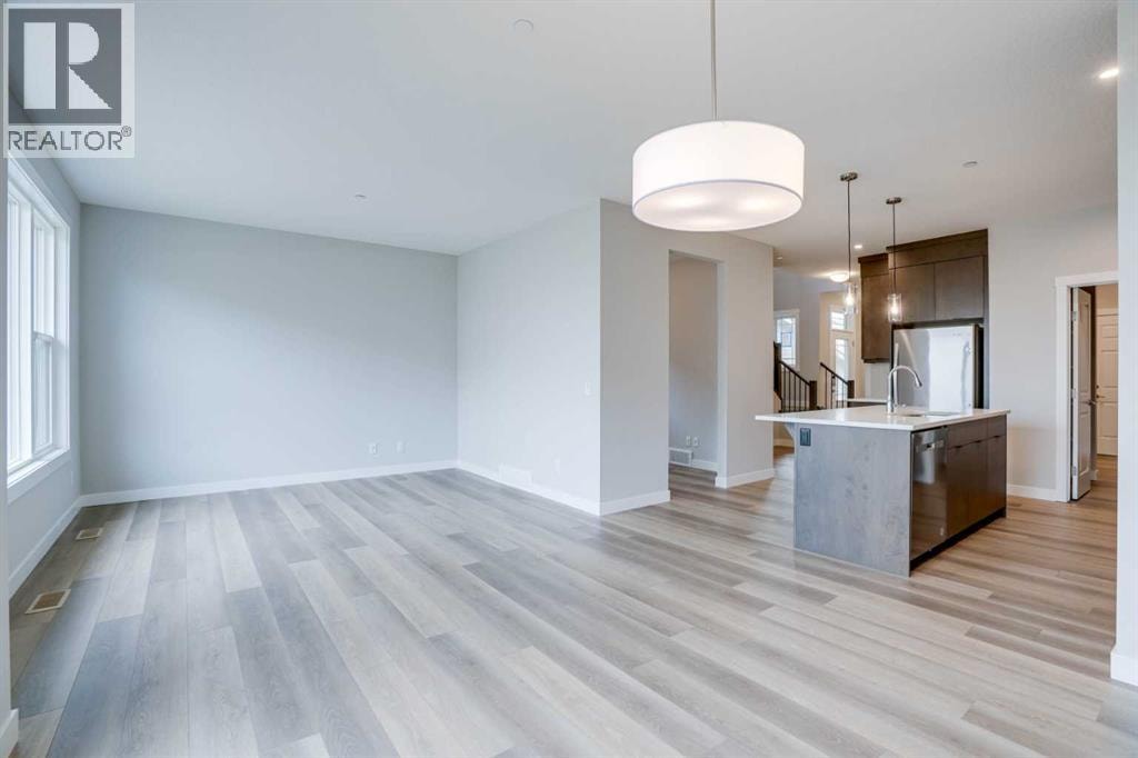 77 Calhoun Crescent NE — photo 6