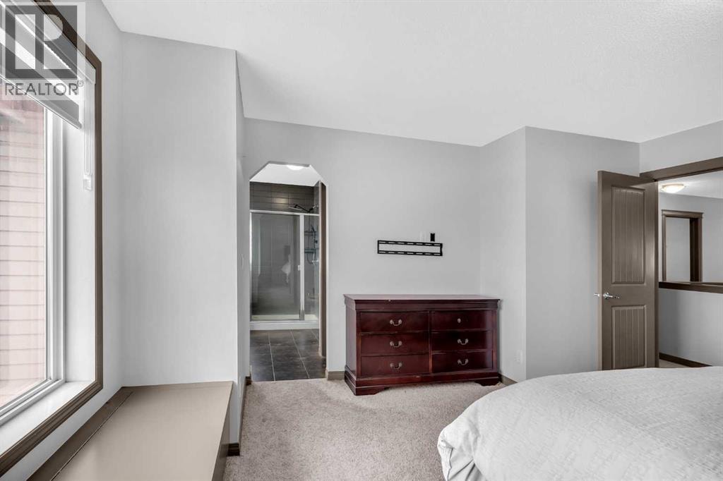 1121 Kingston Crescent SE — photo 33