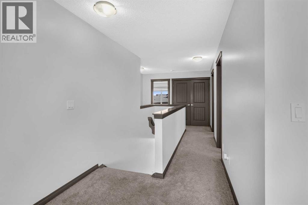 1121 Kingston Crescent SE — photo 25