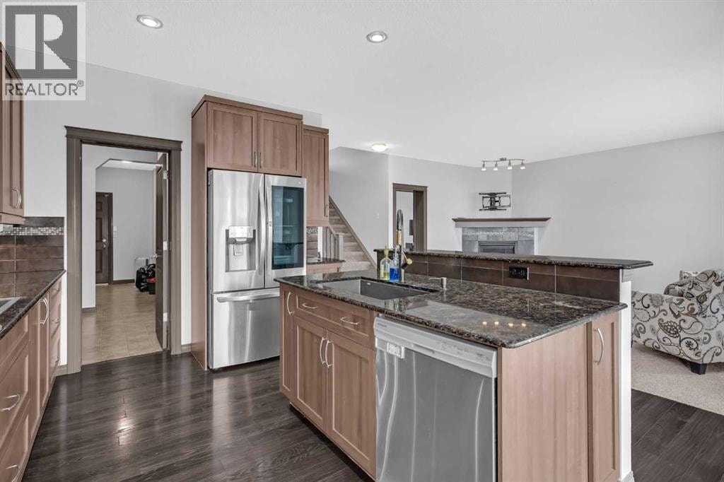 1121 Kingston Crescent SE — photo 17