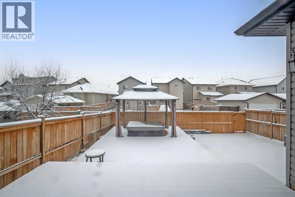 1121 Kingston Crescent SE — photo 48