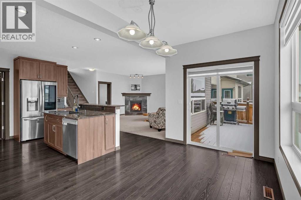 1121 Kingston Crescent SE — photo 13