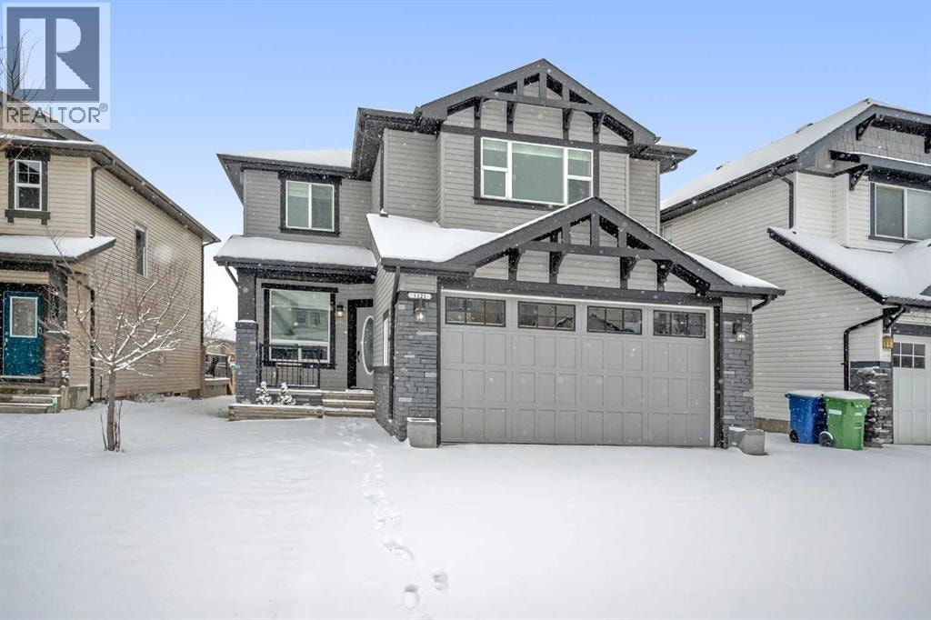 1121 Kingston Crescent SE — photo 2