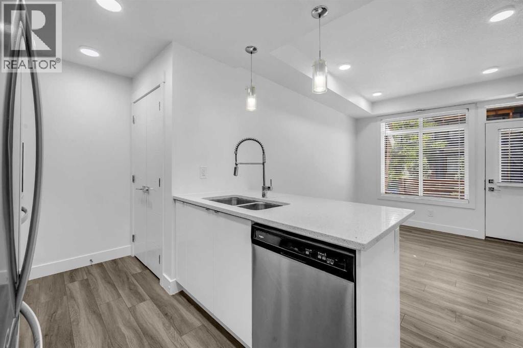 155 Savanna Walk NE — photo 12