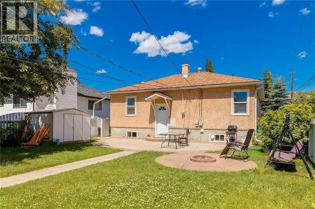 639 18 Avenue NE — photo 24