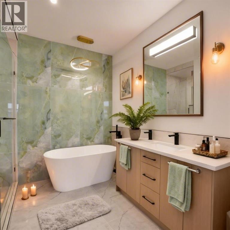 8528 47 Avenue NW — photo 13