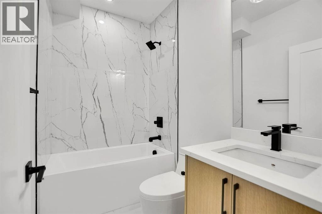 8528 47 Avenue NW — photo 30