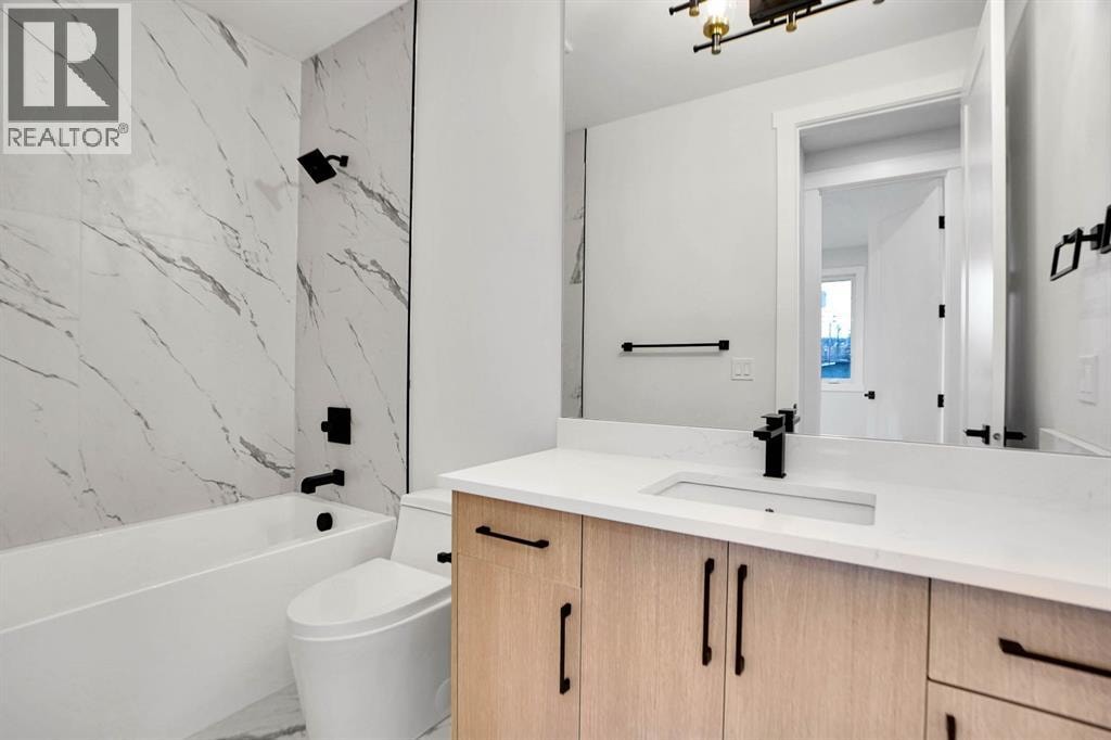 8528 47 Avenue NW — photo 36