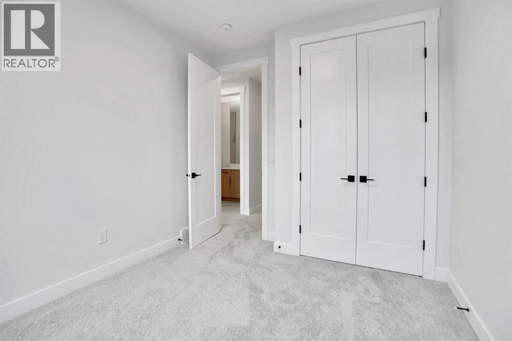 8528 47 Avenue NW — photo 39