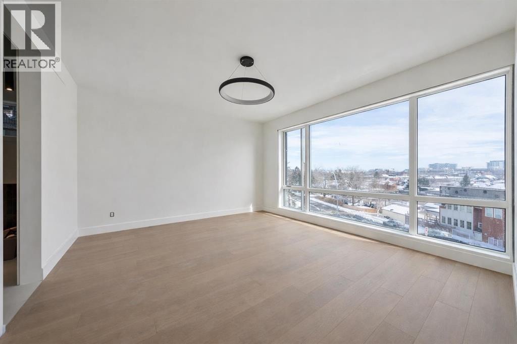 710 Bridge Crescent NE — photo 12