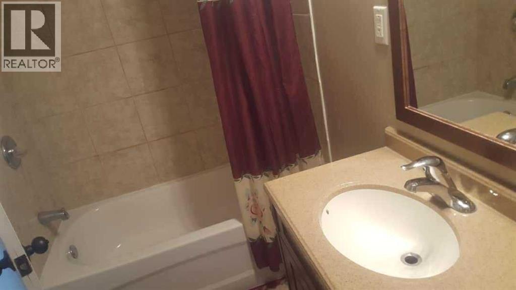 164 Faldale Close NE — photo 17