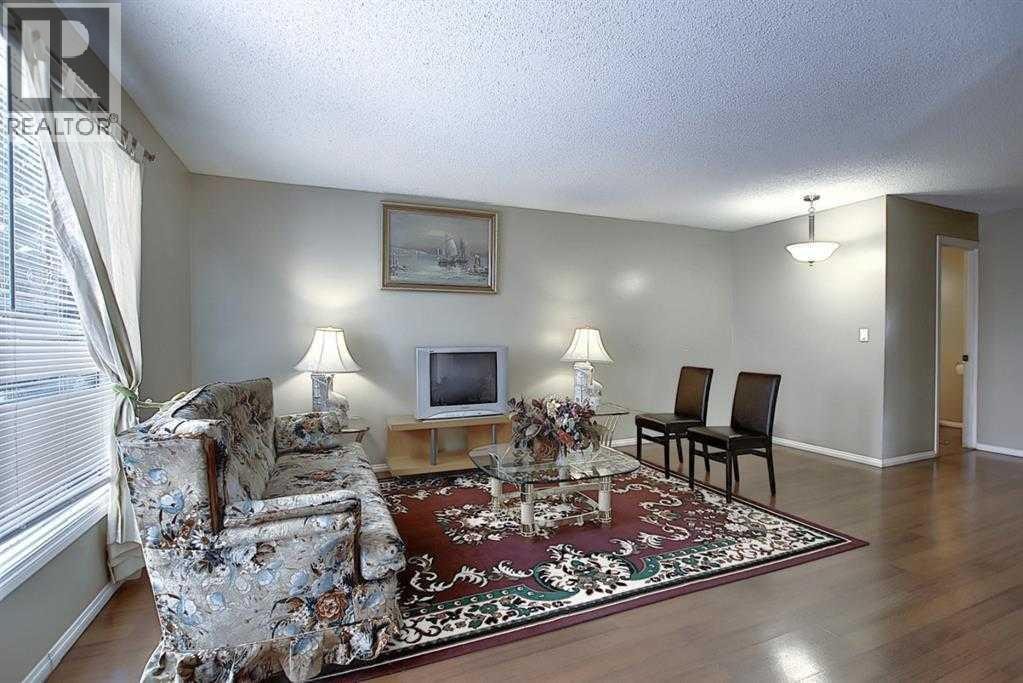 164 Faldale Close NE — photo 36