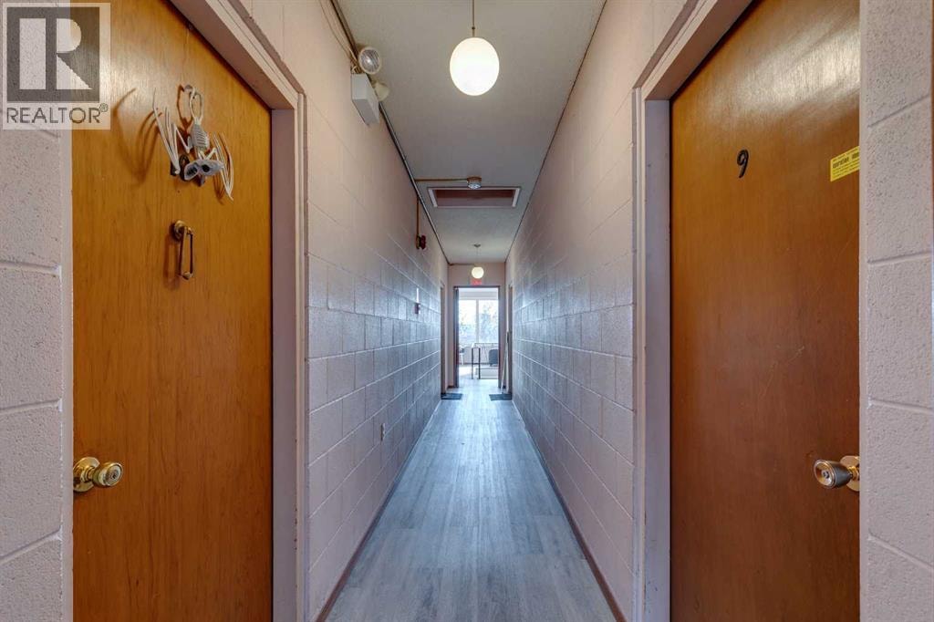 810 Drury Avenue NE — photo 17