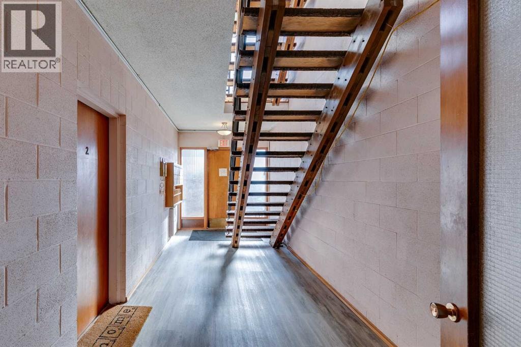 810 Drury Avenue NE — photo 22