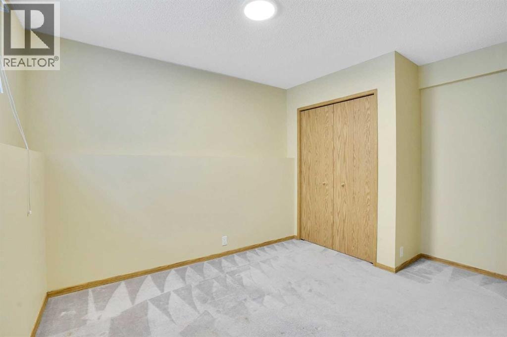 131 Martinridge Grove NE — photo 28