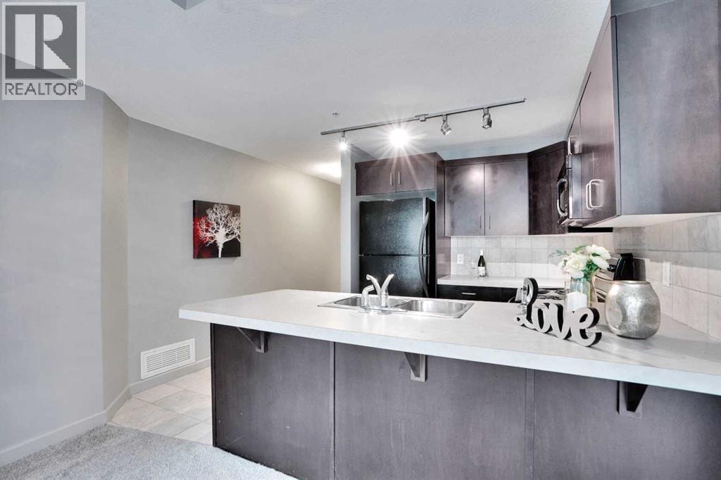 210, 1410 1 Street SE — photo 10
